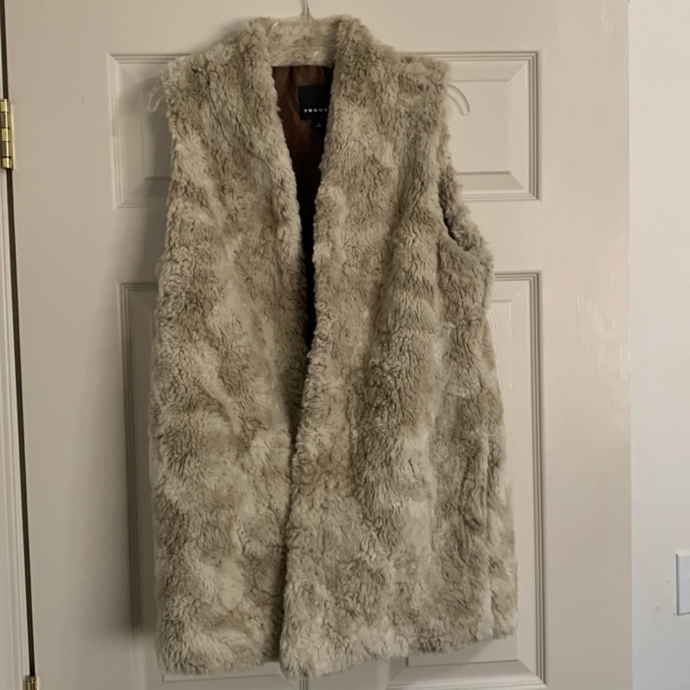 Trouvé Tan Fur Vest L